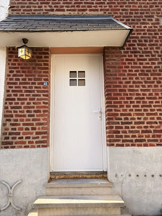 Porte d'entrée en PVC