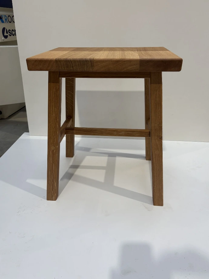 Tabouret en chêne